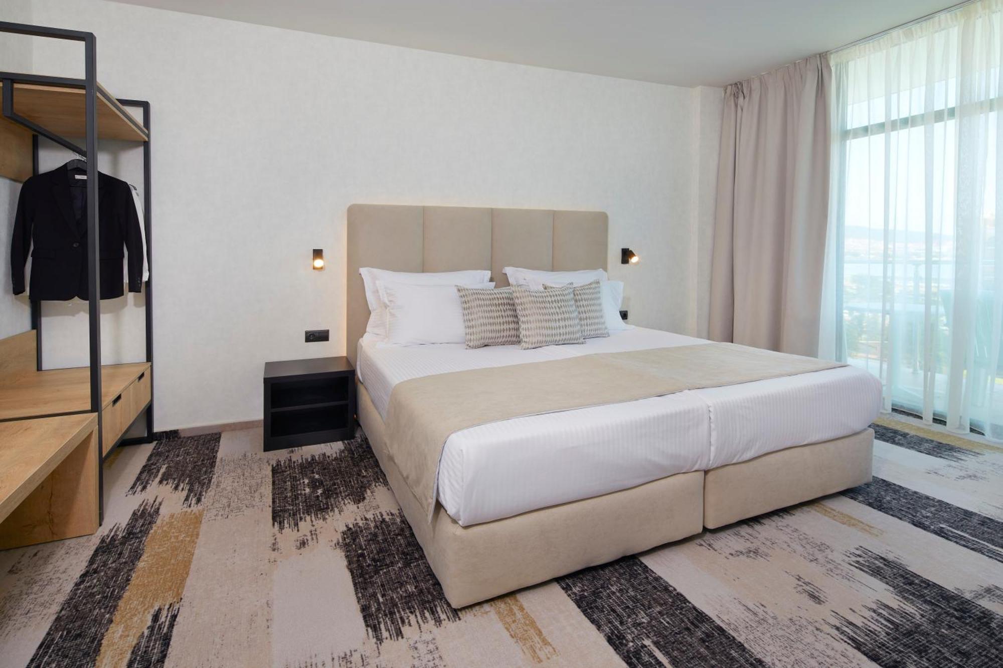 Hotel Marvel All Inclusive - Fully Renovated Free Beach Access ซันนีบีช ภายนอก รูปภาพ